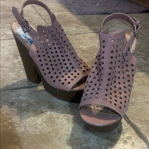 G by Guess Mauve Perforated Platform Heels